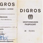 In 1972 begint de oudste zoon van Dirk van den Broek, Jan van den Broek met een eigen supermarktorganisatie, Digros genaamd. 